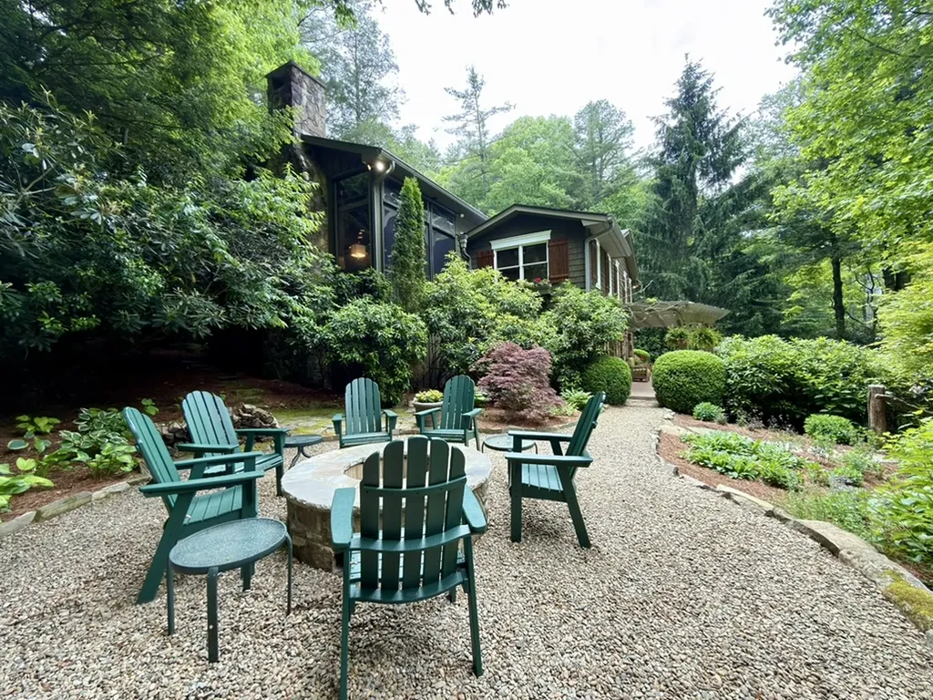 72 Moonlight Lane Highlands NC 28741