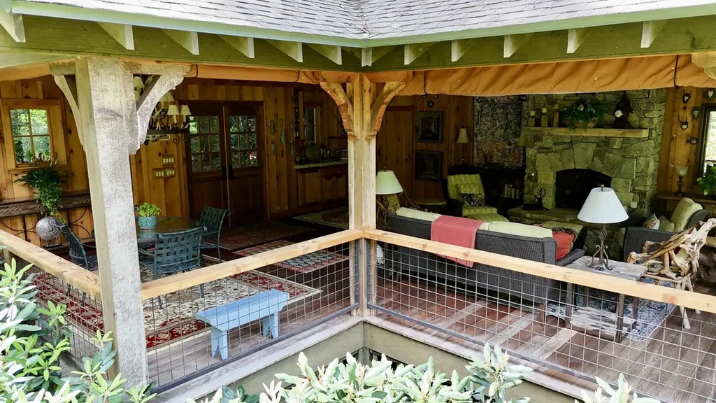 72 Moonlight Lane Highlands NC 28741