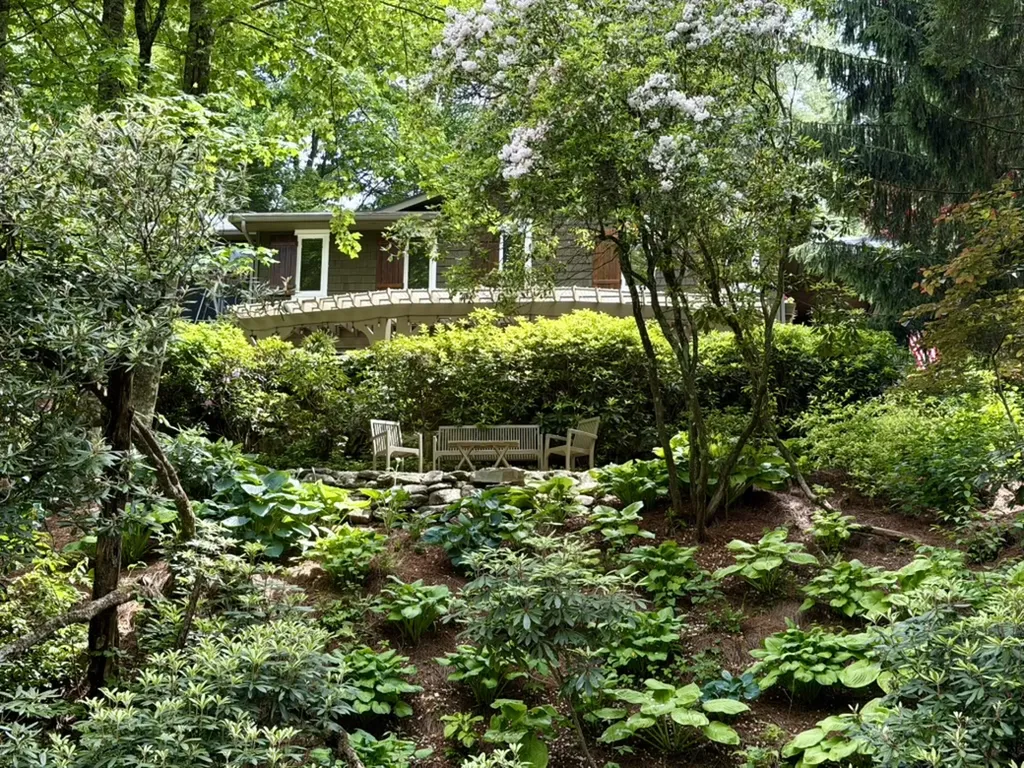 72 Moonlight Lane Highlands NC 28741