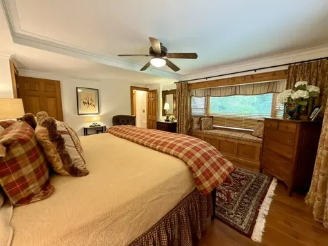 72 Moonlight Lane Highlands NC 28741