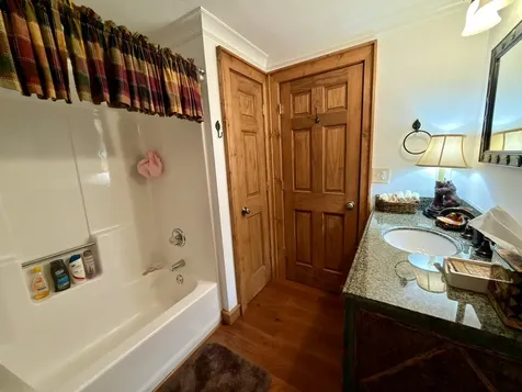 72 Moonlight Lane Highlands NC 28741