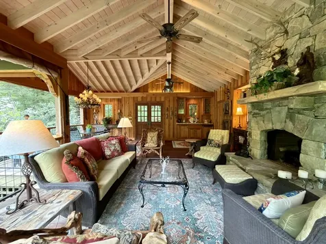 72 Moonlight Lane Highlands NC 28741