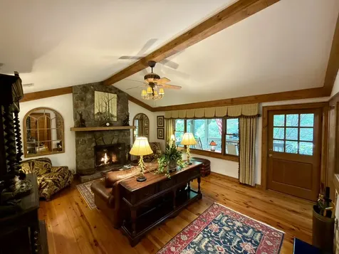 72 Moonlight Lane Highlands NC 28741