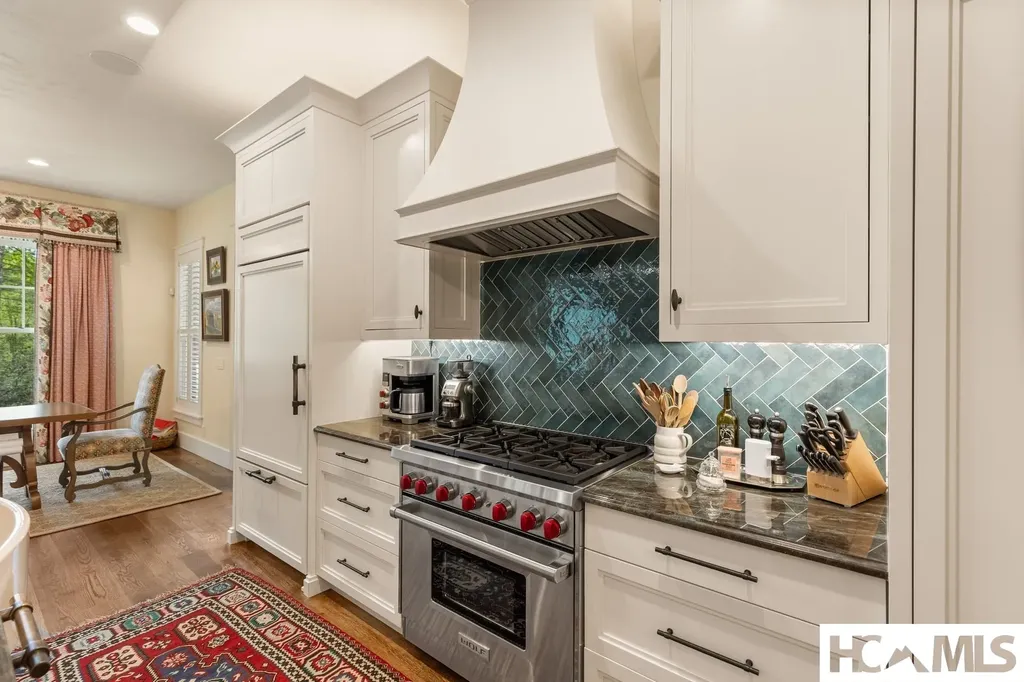 137 Ivygate Lane Cashiers NC 28717