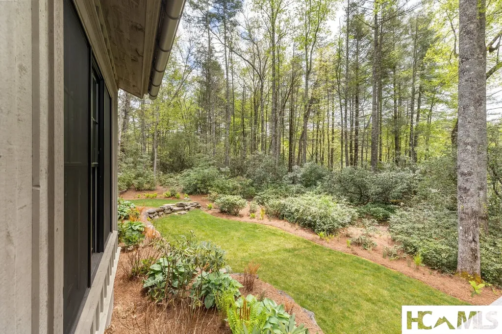 137 Ivygate Lane Cashiers NC 28717