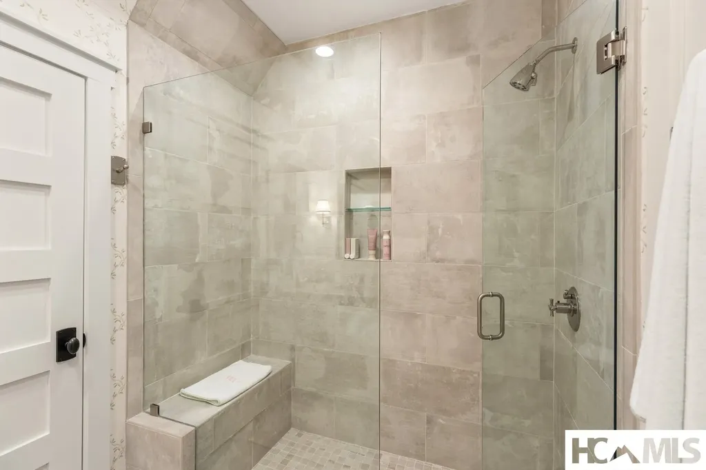 137 Ivygate Lane Cashiers NC 28717