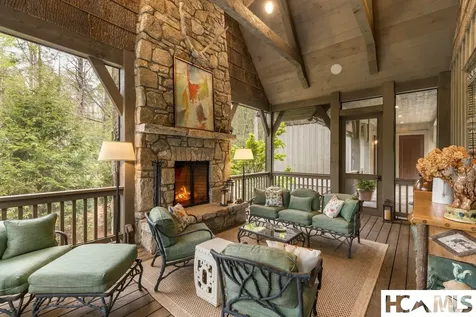 137 Ivygate Lane Cashiers NC 28717