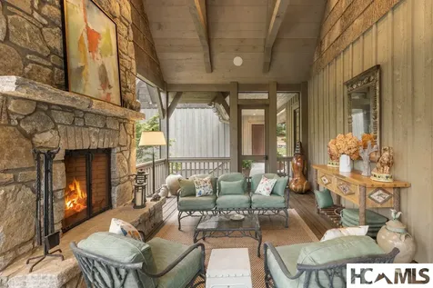 137 Ivygate Lane Cashiers NC 28717