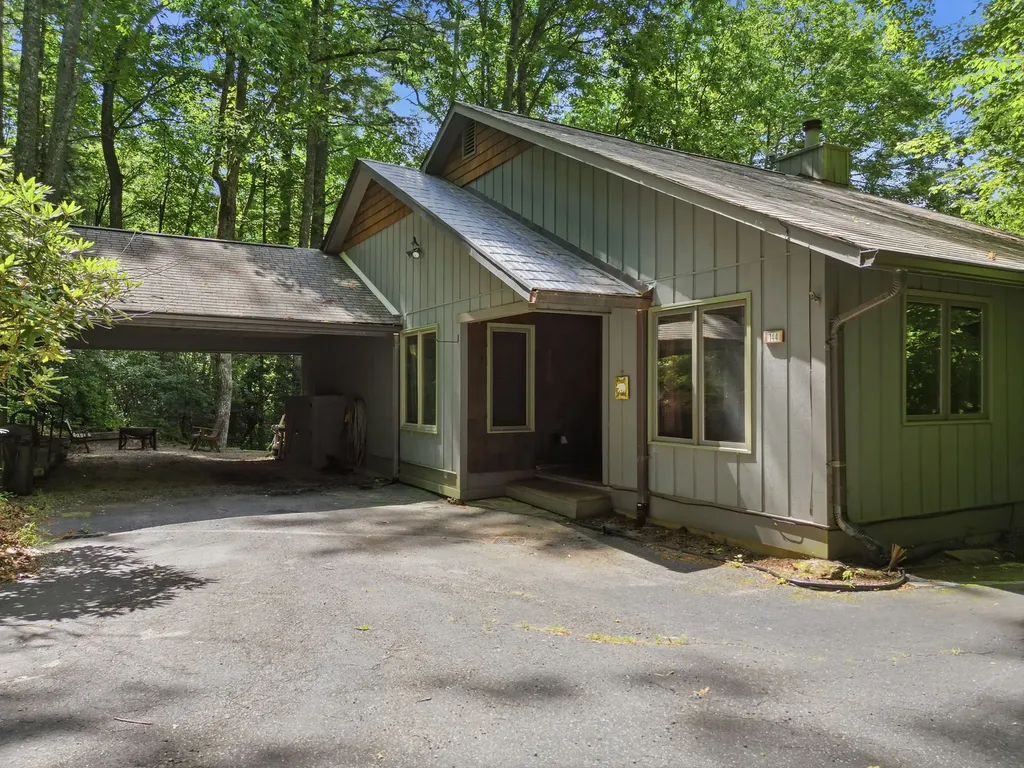 144 Hogback Court Sapphire NC 28774