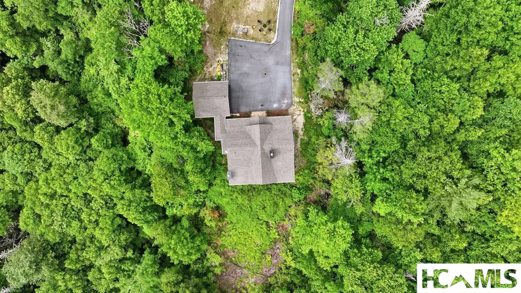 2276 Breedlove Road Glenville NC 28736