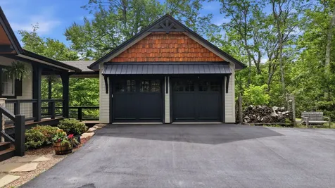 2276 Breedlove Road Glenville NC 28736