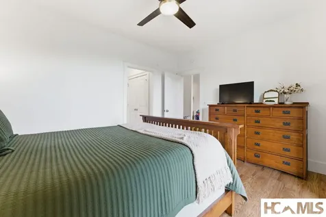 2276 Breedlove Road Glenville NC 28736