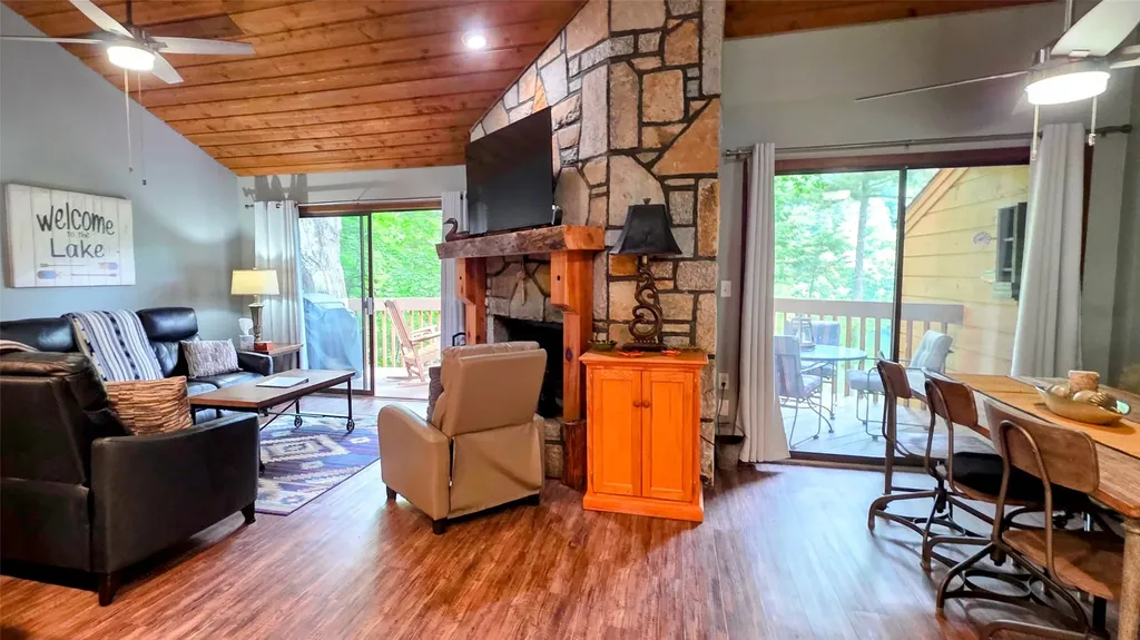 19 Emerald Road Sapphire NC 28774