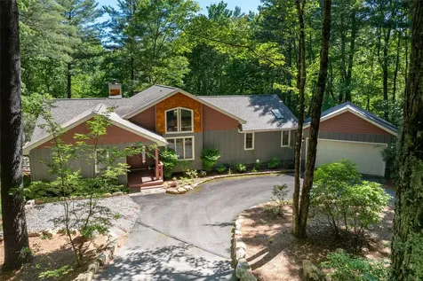 522 Toxaway Court Lake Toxaway NC 28747