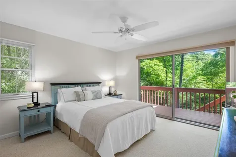 522 Toxaway Court Lake Toxaway NC 28747