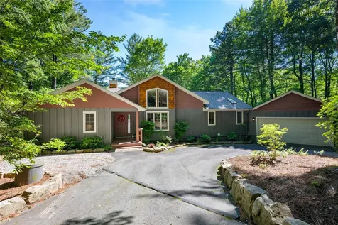 522 Toxaway Court Lake Toxaway NC 28747