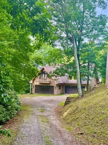 2017 Big Ridge Road Glenville NC 28736