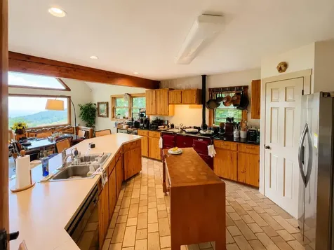 2017 Big Ridge Road Glenville NC 28736