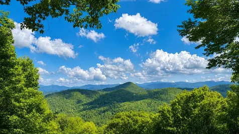2017 Big Ridge Road Glenville NC 28736