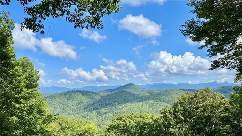 2017 Big Ridge Road Glenville NC 28736