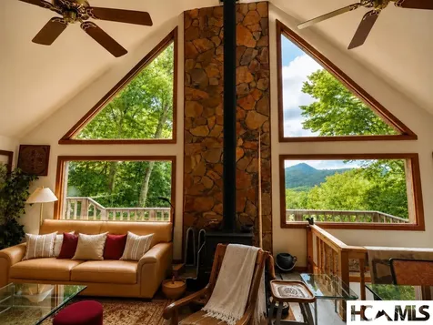 2017 Big Ridge Road Glenville NC 28736