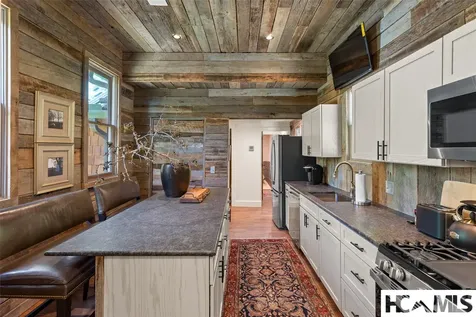 95 Mill Creek Lane Highlands NC 28741