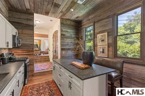 95 Mill Creek Lane Highlands NC 28741