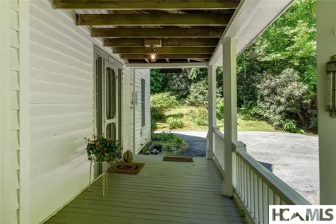 80 Highfield Drive Highlands NC 28741