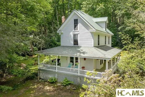 80 Highfield Drive Highlands NC 28741