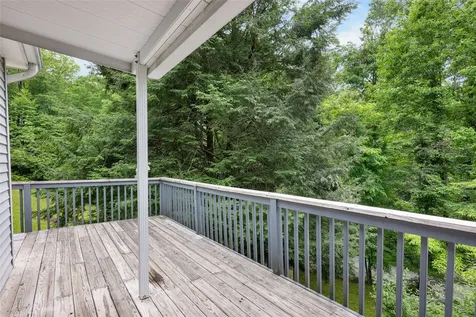 125 Round Mountain Road Brevard NC 28712