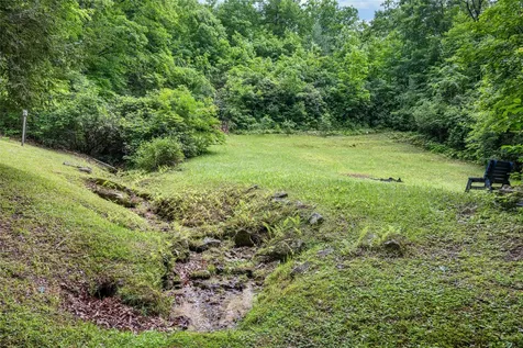 125 Round Mountain Road Brevard NC 28712