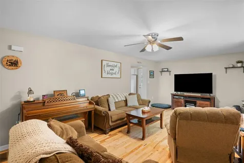 125 Round Mountain Road Brevard NC 28712