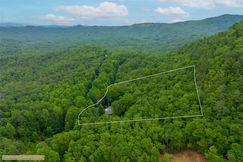 125 Round Mountain Road Brevard NC 28712