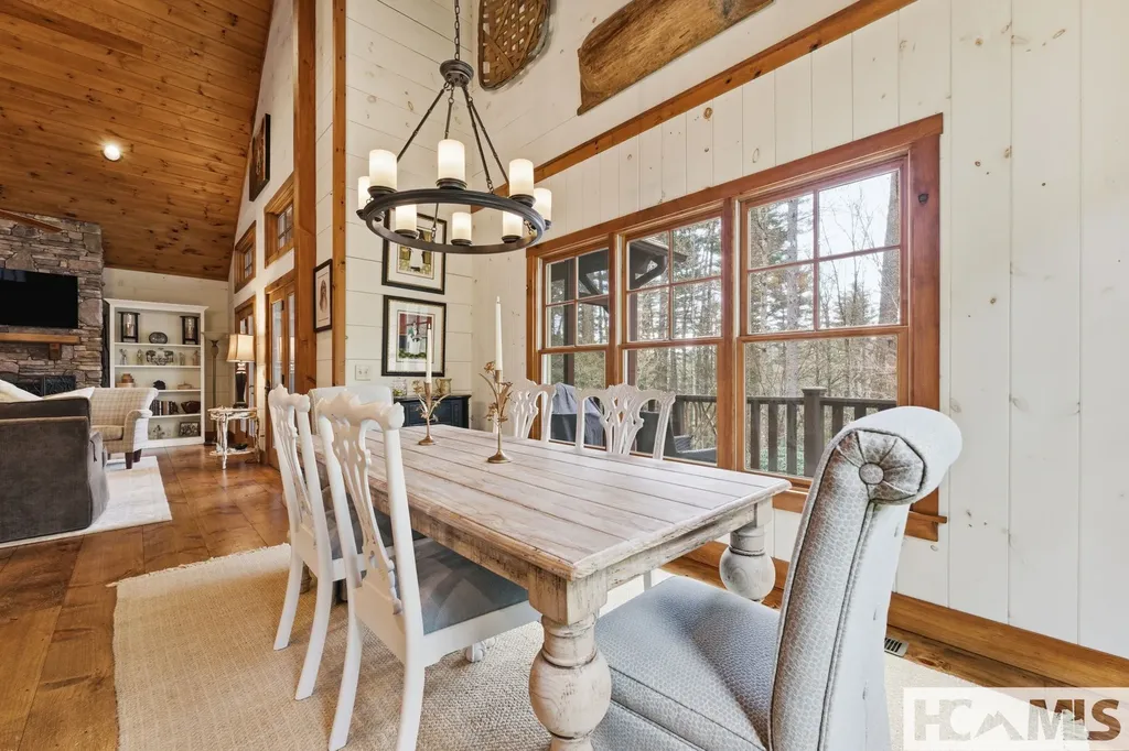 2469 Upper Whitewater Road Sapphire NC 28774