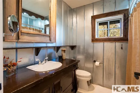 1527 Wandering Ridge Road Cashiers NC 28736