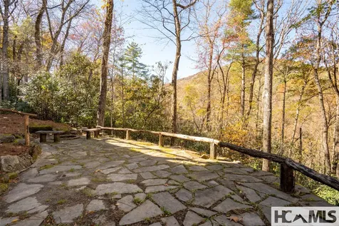 1527 Wandering Ridge Road Cashiers NC 28736
