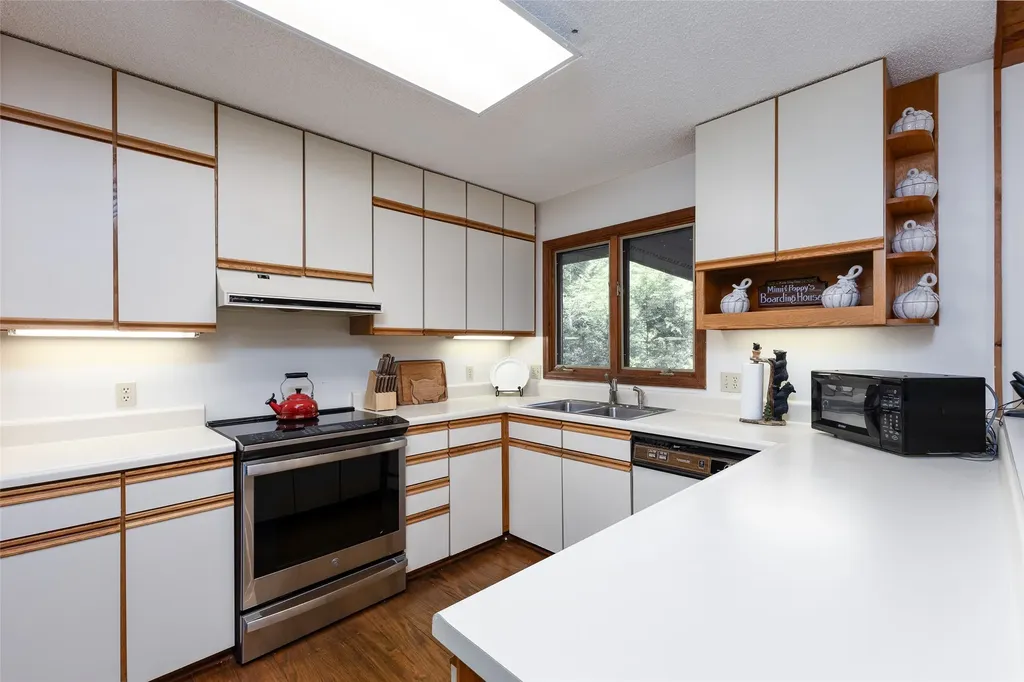 594 Highgate Road Highlands NC 28741
