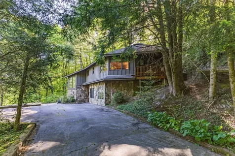 594 Highgate Road Highlands NC 28741
