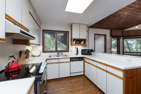 594 Highgate Road Highlands NC 28741