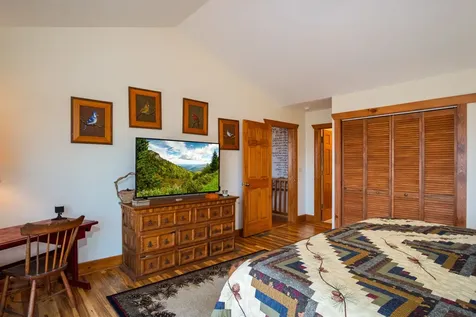 1607 N Buckberry Drive Sapphire NC 28774