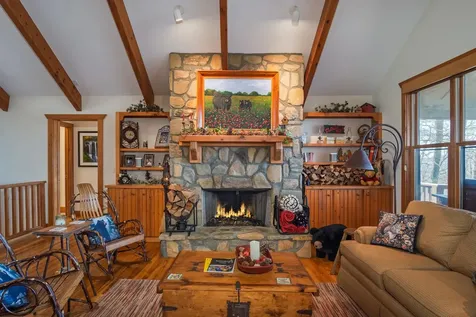 1607 N Buckberry Drive Sapphire NC 28774