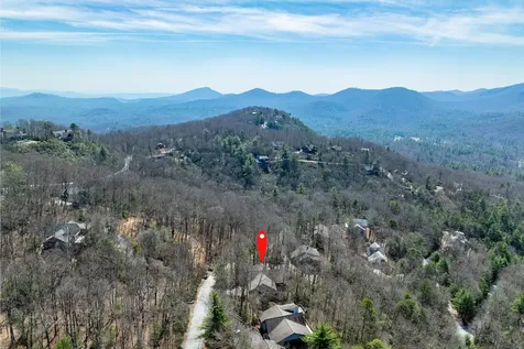 1607 N Buckberry Drive Sapphire NC 28774