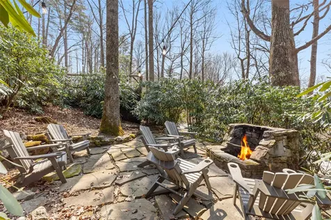 86 Dogwood Drive Highlands NC 28741