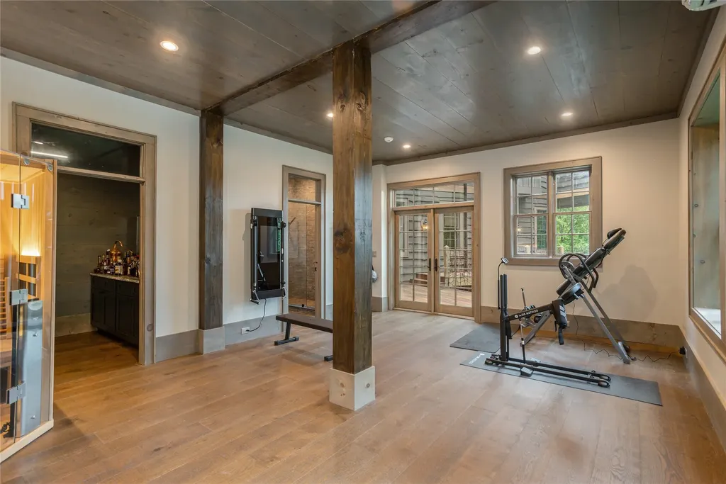 327 Golf View Road Sapphire NC 28774