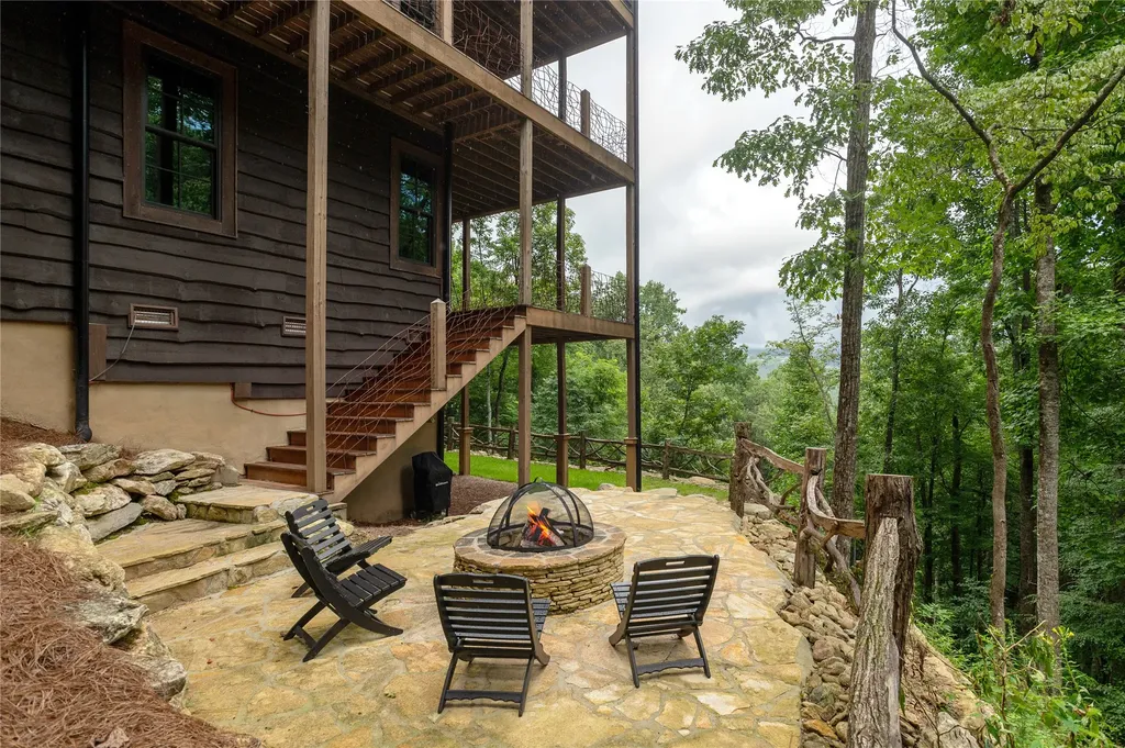 327 Golf View Road Sapphire NC 28774