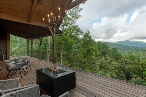 327 Golf View Road Sapphire NC 28774