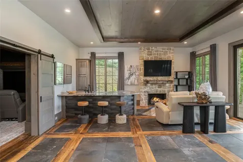 327 Golf View Road Sapphire NC 28774