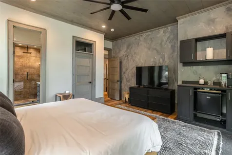 327 Golf View Road Sapphire NC 28774