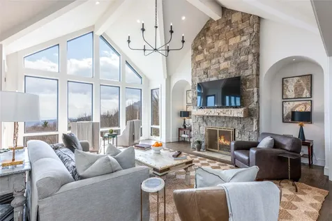 96 Moltz Court Lake Toxaway NC 28747