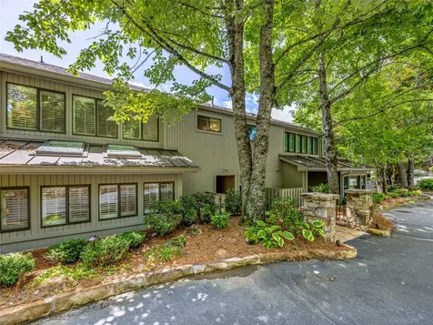 24 E Toxaway Shores Lake Toxaway NC 28747